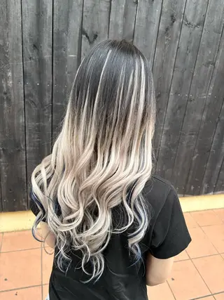 ロング カラー エクステ/ブリーチ / Hayatoのヘアスタイル