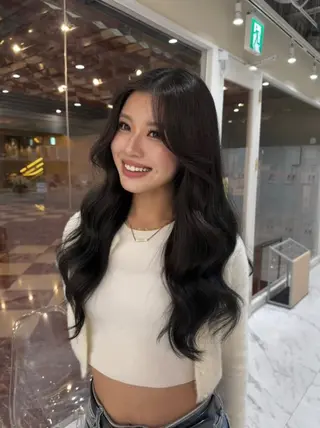 ロング 透明感カラー/レイヤ ー/momo🎀のヘアスタイル