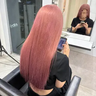 ロング カラー noa 寒色系カラーブリーチのヘアスタイル