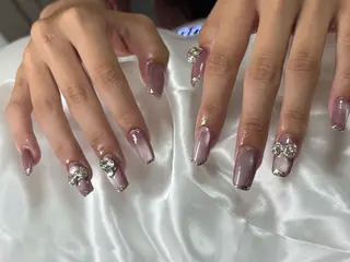 ネイル ZORA KADOTAのネイルデザイン