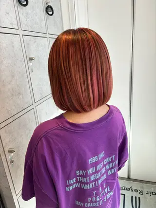 ショート カラー ayumi🦖/ ブリーチカラーのヘアスタイル