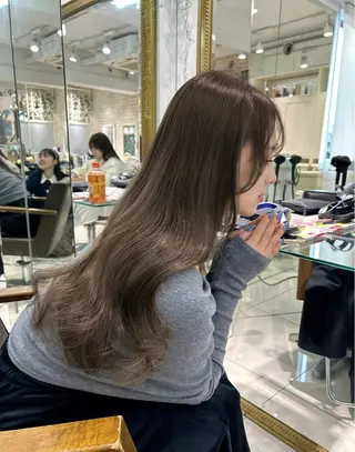 ロング カラー 韓国系艶髪🎀 miyuuのヘアスタイル