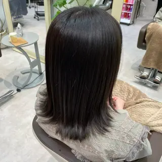 ミディアム カラー THE ESCALA 町田所属・町田縮毛矯正/ 髪質改善/美髪特化のヘアスタイル