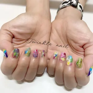 ネイル 中井 綾香の眉毛・アイブロウイメージ