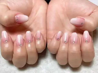 ネイル total salon fu-a'[フーア]所属・佐藤 芽衣のネイルデザイン