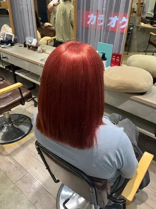 ミディアム カラー 箕輪 愛瑚のヘアスタイル