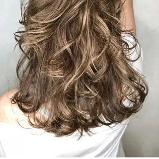 ロング カラー 【全席個室サロン】 NUMBER 天王寺のヘアスタイル