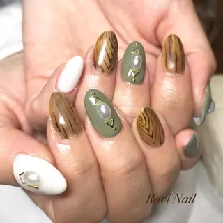 ネイル U. Minakoのネイルデザイン