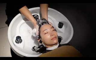 ぱつっとボブ/Wカラ ー/ことこ🍒のヘアスタイル