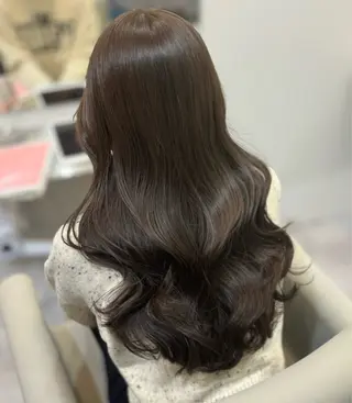カラー amane໒꒱うる艶 ブリーチ透明感カラーのヘアスタイル