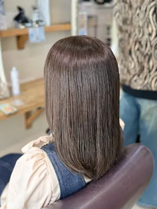 ミディアム ハイトーン/ネイル /ミウ 🌺❤︎のネイルデザイン