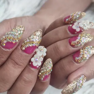 ネイル RUNWAY 　　の眉毛・アイブロウイメージ