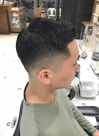 ショート メンズ THE AWESUM所属・メンズスタイル強化中 TONNY(トニー)のヘアスタイル