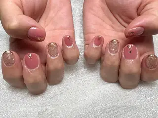 ネイル Eclat［ｴｸﾗ］ Yuriのネイルデザイン