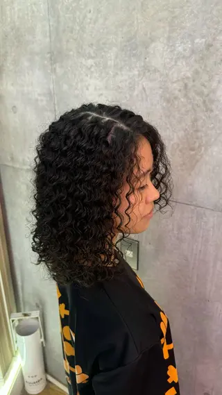 パーマ 村上 亜莉星のヘアスタイル