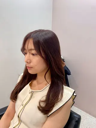 セミロング カラー 韓国🇰🇷艶髪 ケアカラーSHURIのヘアスタイル