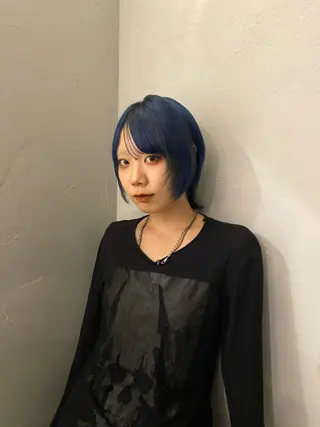 カラー Lomalia Yuzukiのヘアスタイル