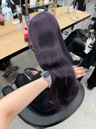 ロング カラー 暗髪🩶ラベンダー/ ブルー/ユウナ🤍のヘアスタイル