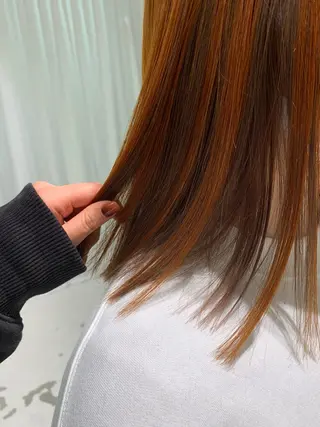 セミロング カラー 🍓ハイトーンカラー 🎀nene🍓のヘアスタイル