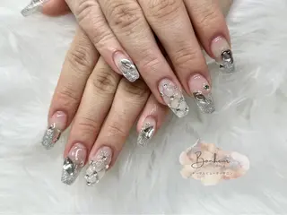 ネイル Bonheur_ MAIKOのネイルデザイン