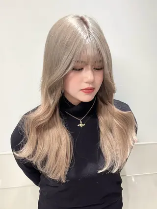 ロング りおな/エクステ /ミルクティーカラーのヘアスタイル