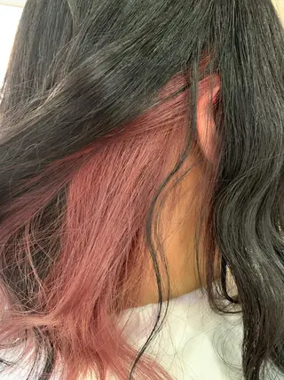 ミディアム 韓国ヘア×ハイトーン AYA💫のヘアスタイル