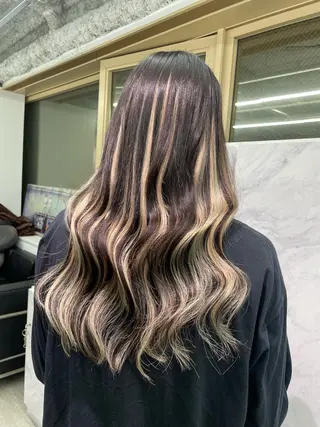 🪸ハイトーンカラー エクステmisakiのヘアスタイル