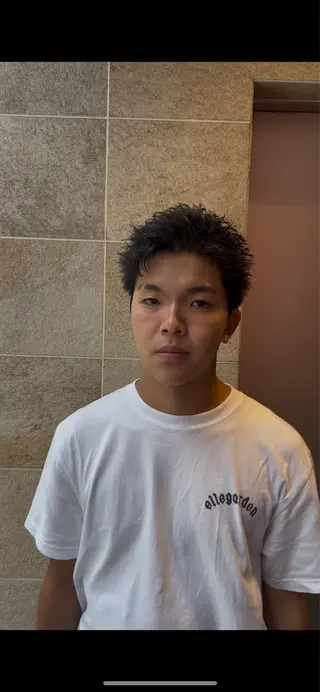 ショート パーマ メンズ 池田 海斗のヘアスタイル