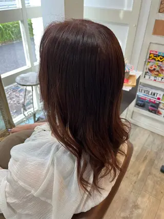 ミディアム カラー ヘアアレンジ 伊藤 ひなののヘアスタイル