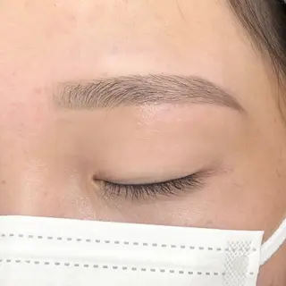 アイブロウ 畠山 瑠花のマツエク・マツパデザイン