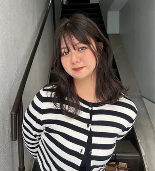 ミディアム 大人透明感|韓国| カラー|yuzu🌷のヘアスタイル