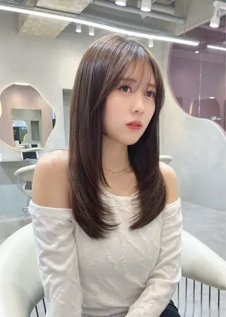 セミロング カラー 大人韓国ヘア🇰🇷 蒲生優のヘアスタイル