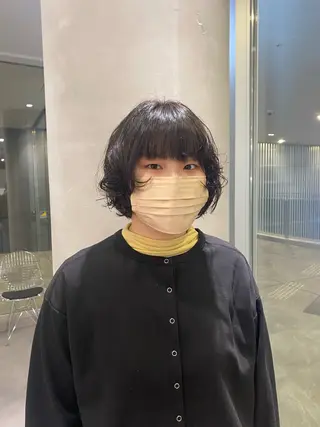 ショート パーマ 野林 夏帆のヘアスタイル