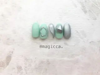 ネイル mmagicca. 【 まじか. 】のネイルデザイン