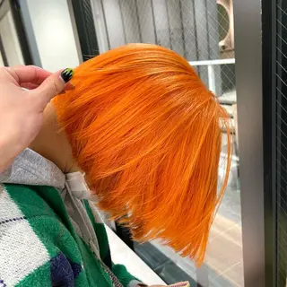 ショート カラー 🌈モテるベージュ カラー💕成島 宙のヘアスタイル