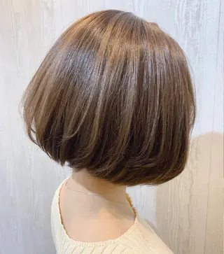 ショート カラー ヘアアレンジ HUENEST アカデミーサロンのヘアスタイル