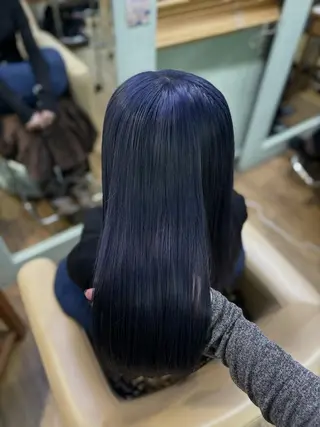 ロング カラー KUREA ｶﾗｰﾓﾃﾞﾙ募集中のヘアスタイル