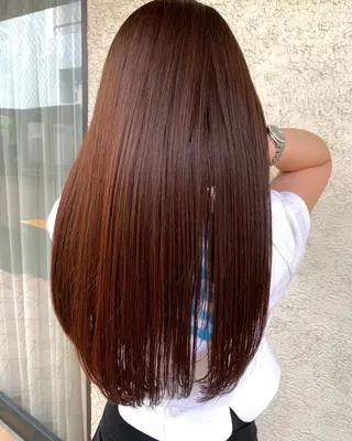 ロング アブアイ所属・🌈艶髪ハイトーン SENAのヘアスタイル