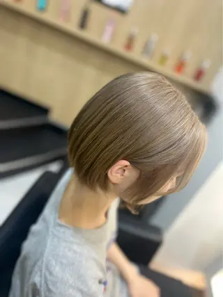 カラー 小原 里都のヘアスタイル