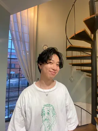 パーマ メンズ atelier doux dimanche（アトリエ・ドゥー・ディマンシュ）所属・Fukamiレイヤー 透明感カラーのヘアスタイル