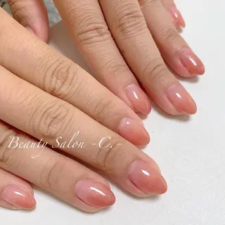 ミディアム Lino Uのネイルデザイン