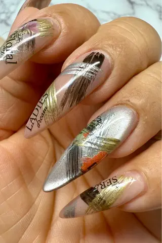 ネイル M.N_ nailのネイルデザイン