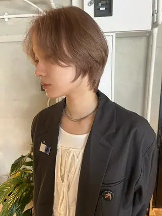 ショート カラー 田添 幹宜のヘアスタイル