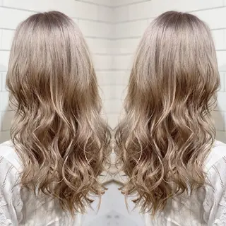 セミロング カラー ヘアアレンジ 髪質改善×ハイトーン 中田啄也のヘアスタイル