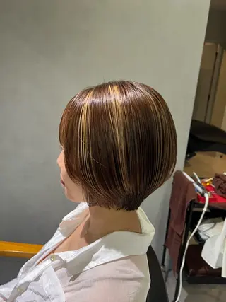 ショート morrow by suntown所属・💙AKANE ショート、ウルフ💙のヘアスタイル