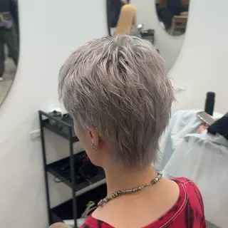 ショート カラー ブリーチカラー/原宿 /髪質改善/shinのヘアスタイル