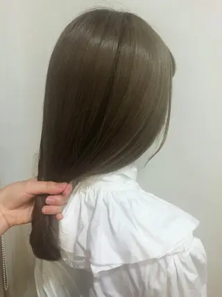 セミロング カラー 🕊鈴木李歩🤍 ボブ/似合わせカットのヘアスタイル