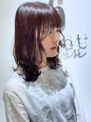 ミディアム カラー 柿本拓【全席完全個室 ログネオン】のヘアスタイル