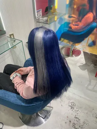 セミロング カラー 安井まゆ _Box mico.のヘアスタイル