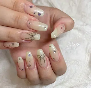 ネイル revia所属・ERI Nailistのネイルデザイン